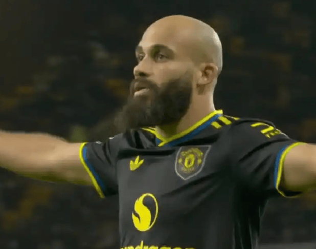 4-1横扫副班长！B费双响引爆全场，曼联杀回前六剑指争四